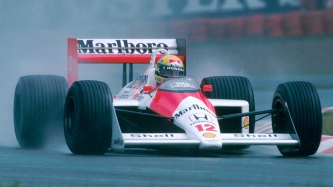 Ayrton Senna al volante della McLaren in Formula 1 nel 1988